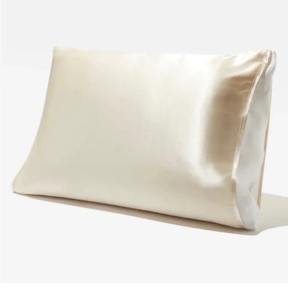 Silked‎ Satin Travel Pillow Sleeve Cream Gold Hair Skin Care FabFitFun New